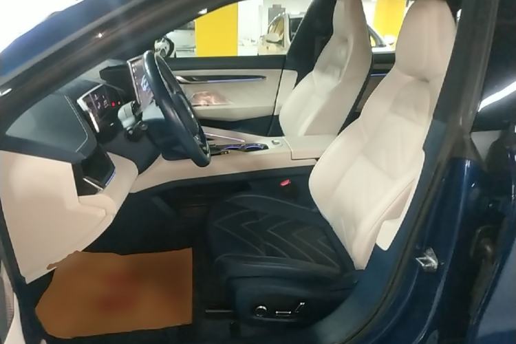 Used Zeekr 001 2023 WE Edition 86 kWh Left Front Seat