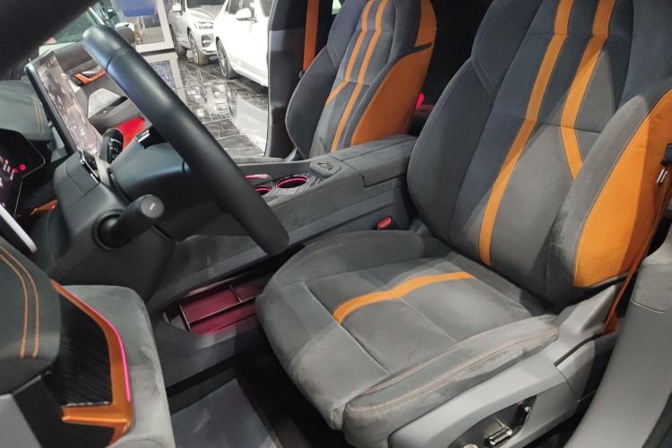 Used Zeekr 001 2023 YOU Edition 100 kWh Left Front Seat