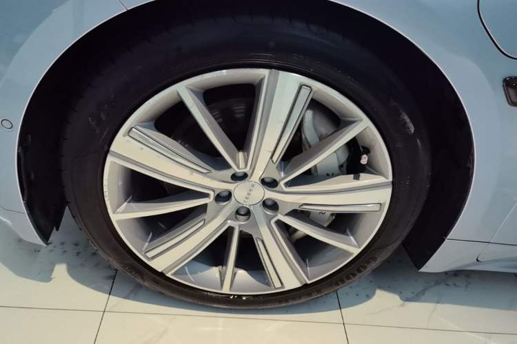 Used Zeekr 001 2023 ME Edition 100 kWh Left Front Wheel Hub