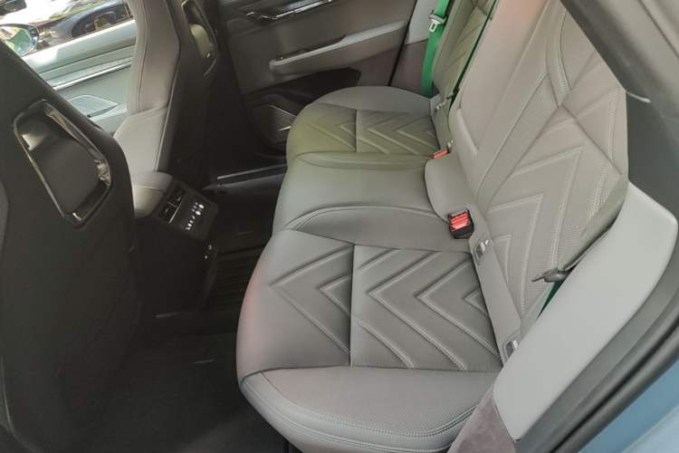 Used Zeekr 001 2023 ME Edition 100 kWh Left Rear Seat