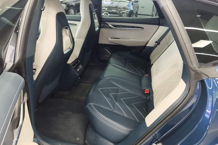 Used Zeekr 001 2023 WE Edition 86 kWh Left Rear Seat