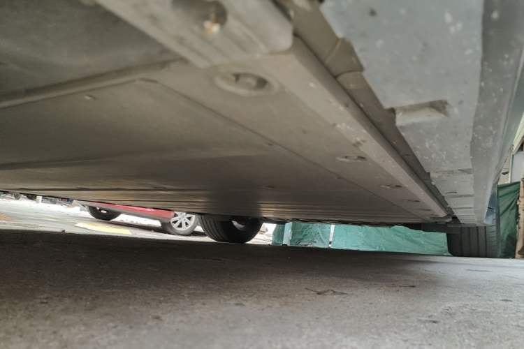 Used Zeekr 001 2023 ME Edition 100 kWh Left Side Sill