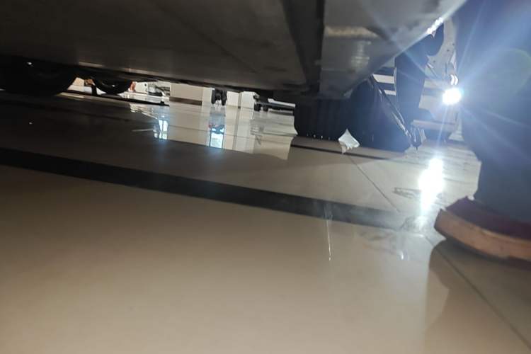 Used Zeekr 001 2023 WE Edition 100 kWh Left Side Sill