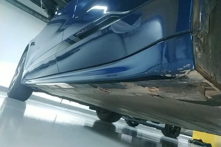 Used Zeekr 001 2023 WE Edition 86 kWh Left Side Sill
