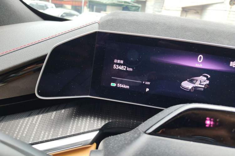 Used Zeekr 001 2023 YOU Edition 100 kWh Odometer Close Up