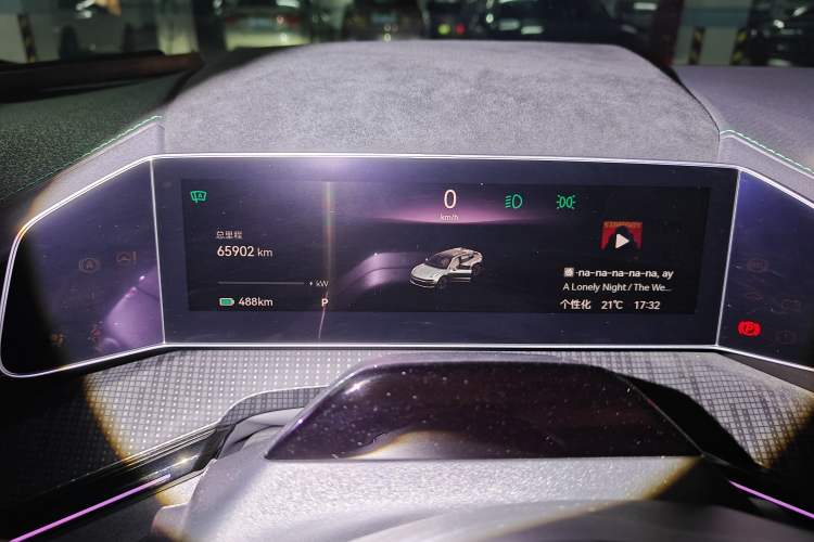 Used Zeekr 001 2023 ME Edition 100 kWh Odometer Close Up