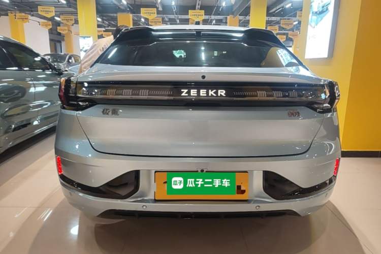 Used Zeekr 001 2023 WE Edition 86 kWh Rear
