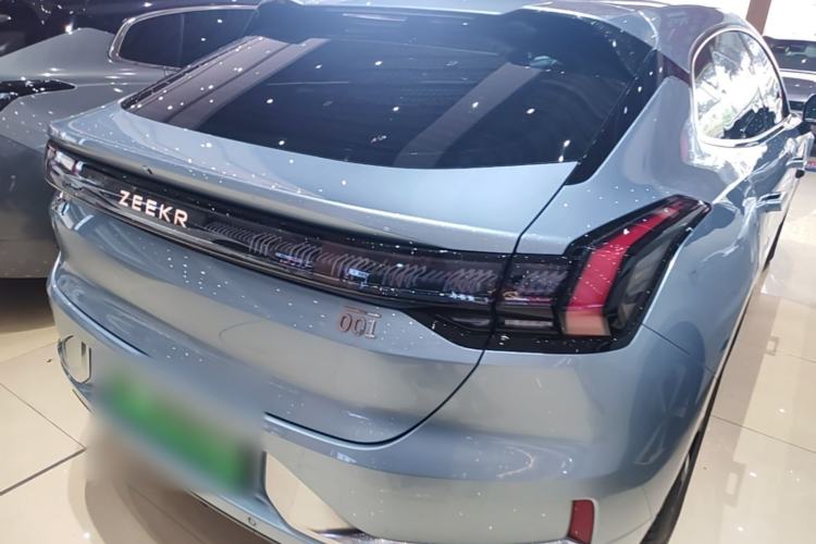 Used Zeekr 001 2023 WE Edition 86 kWh Rear Right 45 Deg