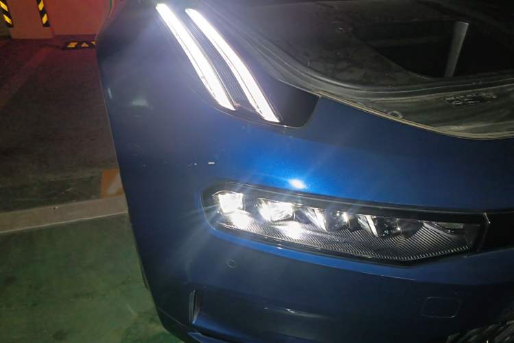 Used Zeekr 001 2023 WE Edition 100 kWh Right Front Headlight