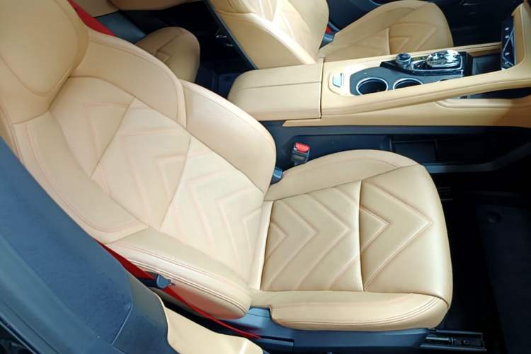 Used Zeekr 001 2023 ME Edition 100 kWh Right Front Seat