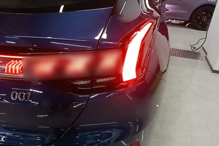 Used Zeekr 001 2023 WE Edition 100 kWh Right Rear Taillight