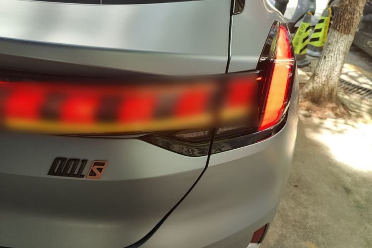 Used Zeekr 001 2023 ME Edition 100 kWh Right Rear Taillight