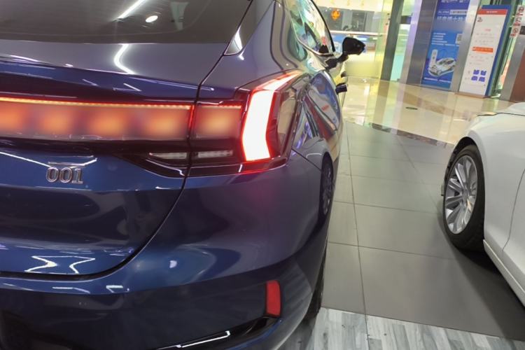 Used Zeekr 001 2023 ME Edition 100 kWh Right Rear Taillight