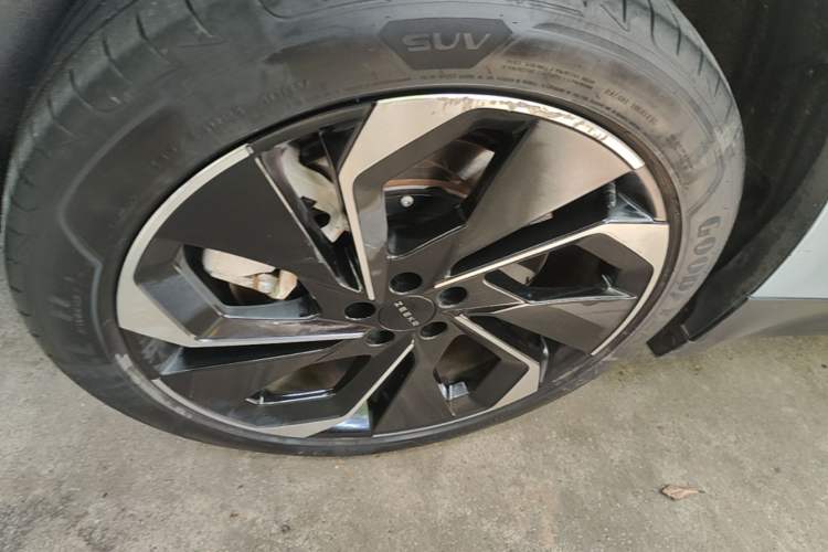 Used Zeekr 001 2023 ME Edition 100 kWh Right Rear Wheel Hub