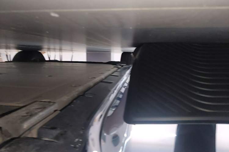 Used Zeekr 001 2023 WE Edition 86 kWh Right Side Sill