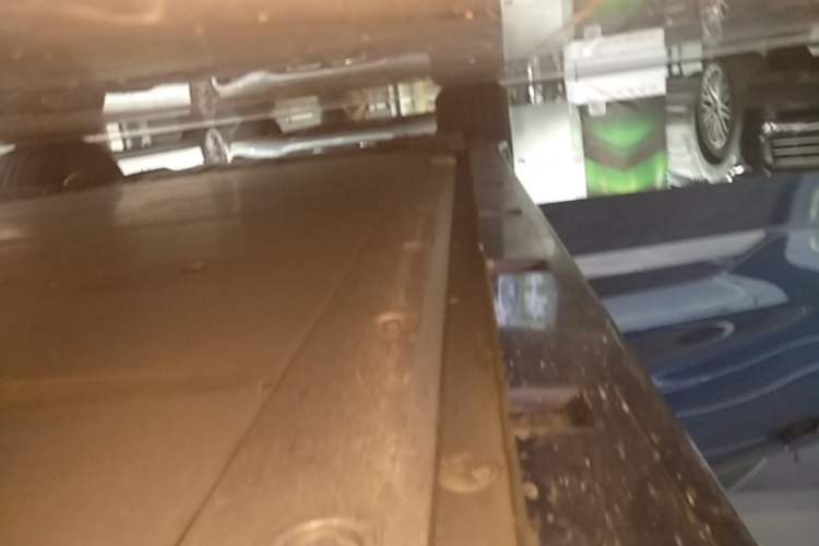 Used Zeekr 001 2023 WE Edition 100 kWh Right Side Sill