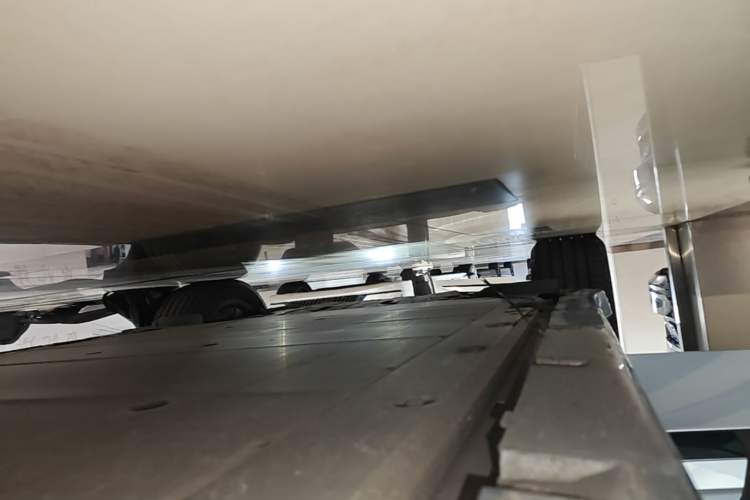 Used Zeekr 001 2023 WE Edition 100 kWh Right Side Sill