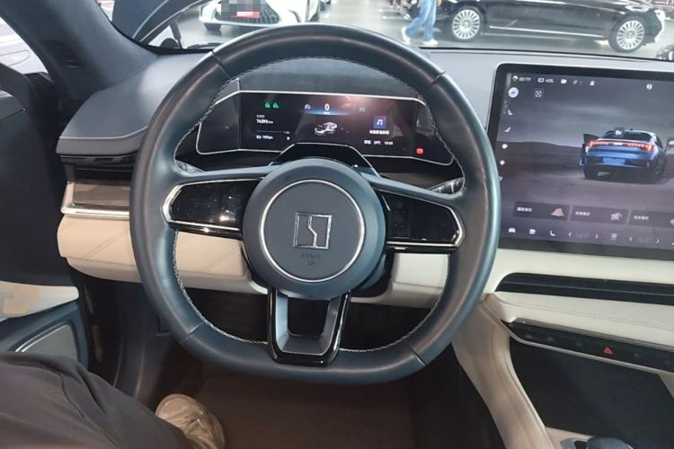 Used Zeekr 001 2023 WE Edition 86 kWh Steering Wheel