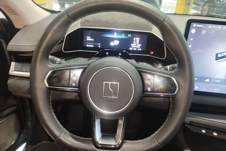 Used Zeekr 001 2023 WE Edition 86 kWh Steering Wheel