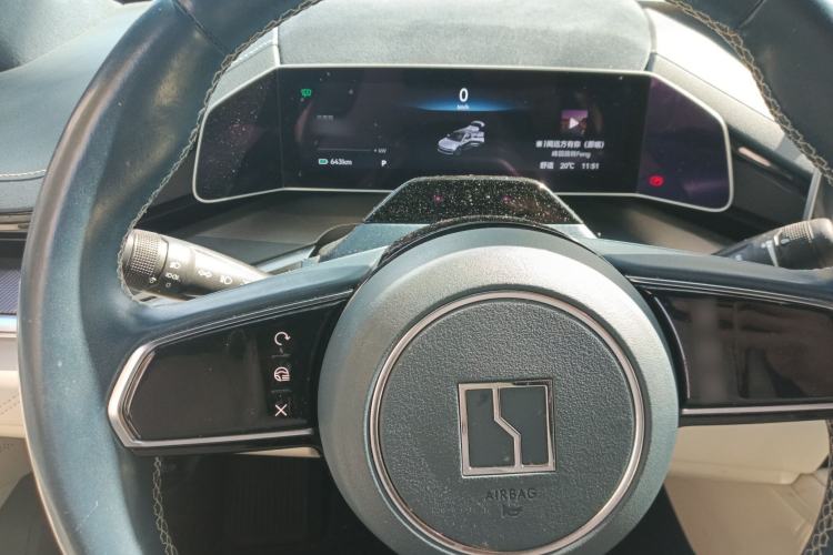 Used Zeekr 001 2023 WE Edition 100 kWh Steering Wheel
