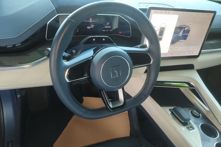 Used Zeekr 001 2023 WE Edition 86 kWh Steering Wheel
