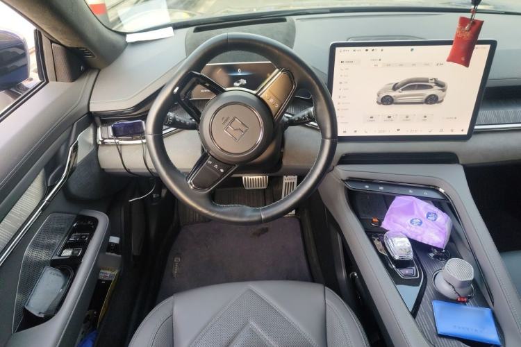 Used Zeekr 001 2023 WE Edition 100 kWh Steering Wheel