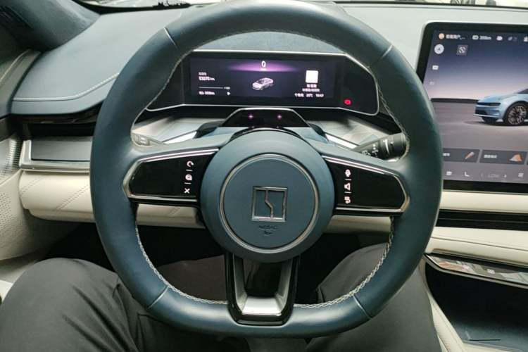 Used Zeekr 001 2023 WE Edition 100 kWh Steering Wheel