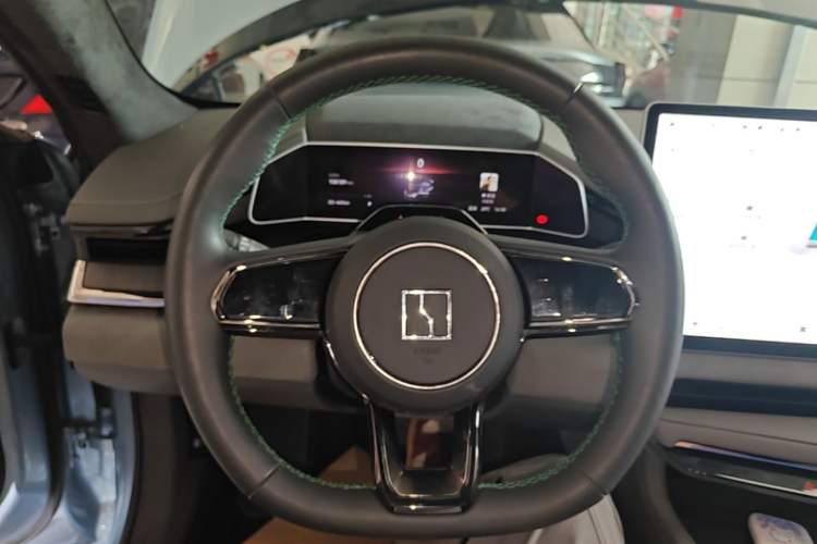 Used Zeekr 001 2023 WE Edition 100 kWh Steering Wheel