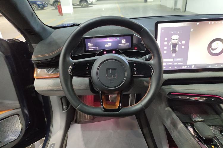 Used Zeekr 001 2023 YOU Edition 100 kWh Steering Wheel