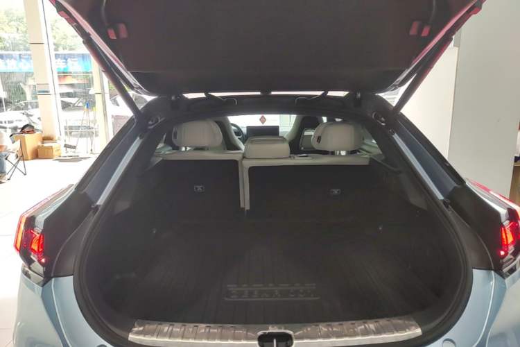 Used Zeekr 001 2023 ME Edition 100 kWh Trunk