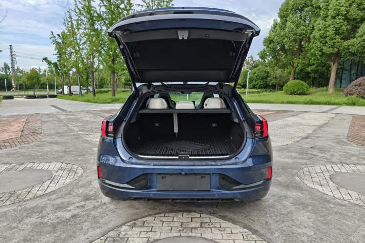 Used Zeekr 001 2023 WE Edition 86 kWh Trunk