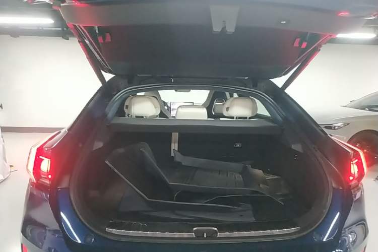 Used Zeekr 001 2023 WE Edition 86 kWh Trunk