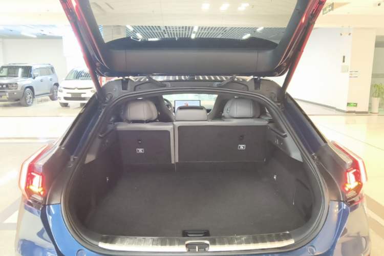 Used Zeekr 001 2023 WE Edition 100 kWh Trunk