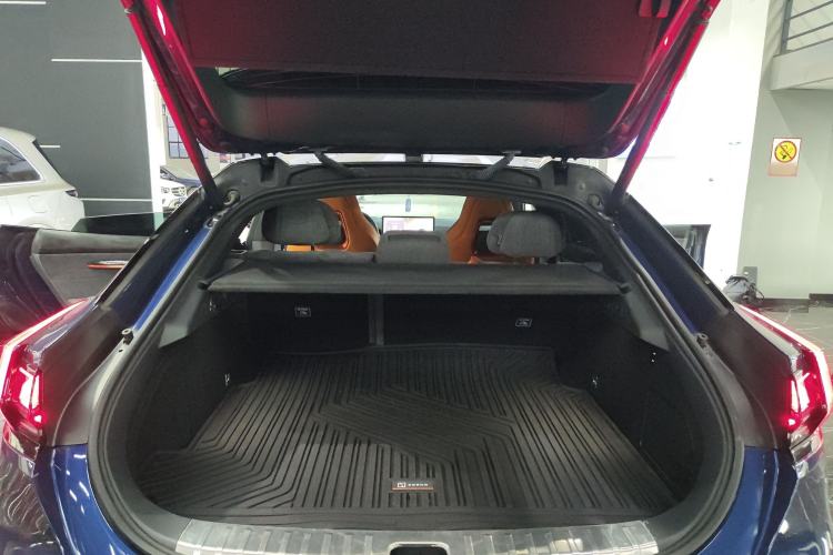 Used Zeekr 001 2023 YOU Edition 100 kWh Trunk