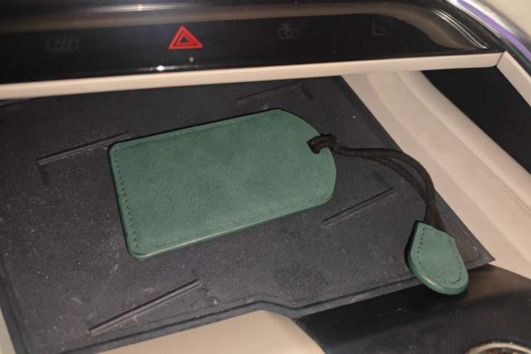 Used Zeekr 001 2023 WE Edition 86 kWh Vehicle Key