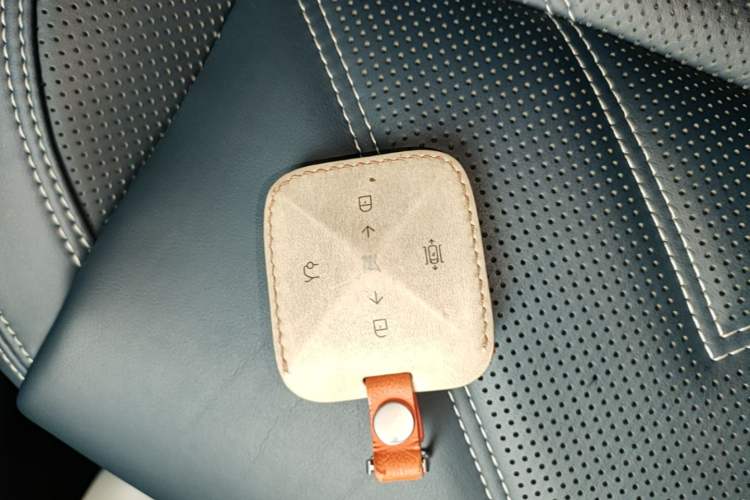 Used Zeekr 001 2023 WE Edition 100 kWh Vehicle Key