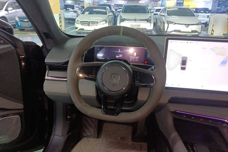 Used Zeekr 001 2023 WE Edition 86 kWh Steering Wheel