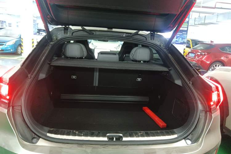 Used Zeekr 001 2023 WE Edition 86 kWh Trunk