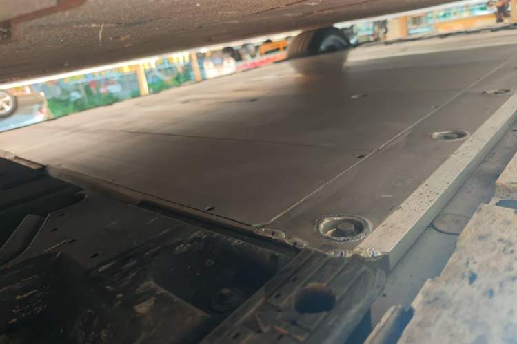 Used Zeekr 001 2023 WE Edition 86 kWh Chassis Front Right