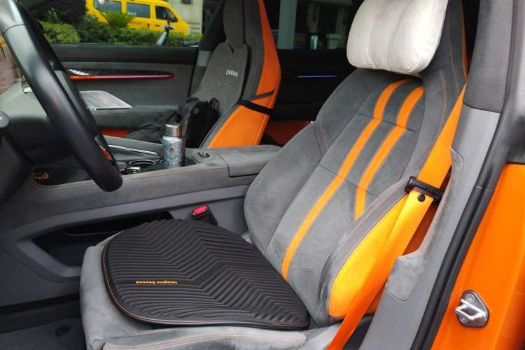 Used Zeekr 001 2023 YOU Edition 100 kWh Left Front Seat