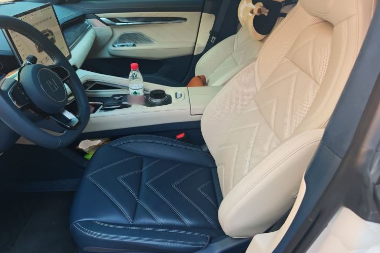 Used Zeekr 001 2023 WE Edition 86 kWh Left Front Seat