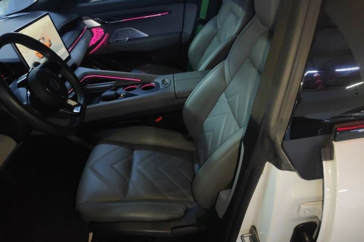Used Zeekr 001 2023 WE Edition 86 kWh Left Front Seat