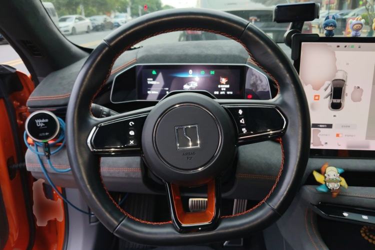 Used Zeekr 001 2023 YOU Edition 100 kWh Steering Wheel