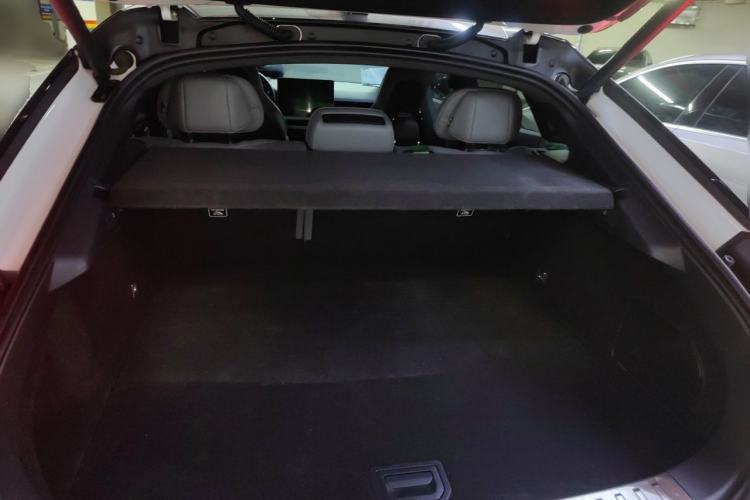 Used Zeekr 001 2023 WE Edition 86 kWh Trunk