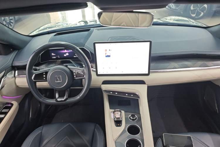 Used Zeekr 001 2023 ME Edition 100 kWh Center Console