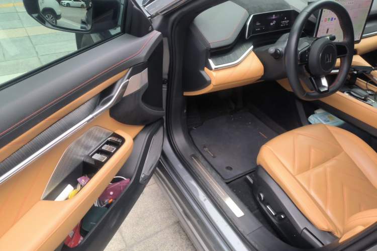 Used Zeekr 001 2023 WE Edition 100 kWh Driver Seat