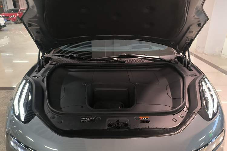 Used Zeekr 001 2023 WE Edition 86 kWh Engine Bay