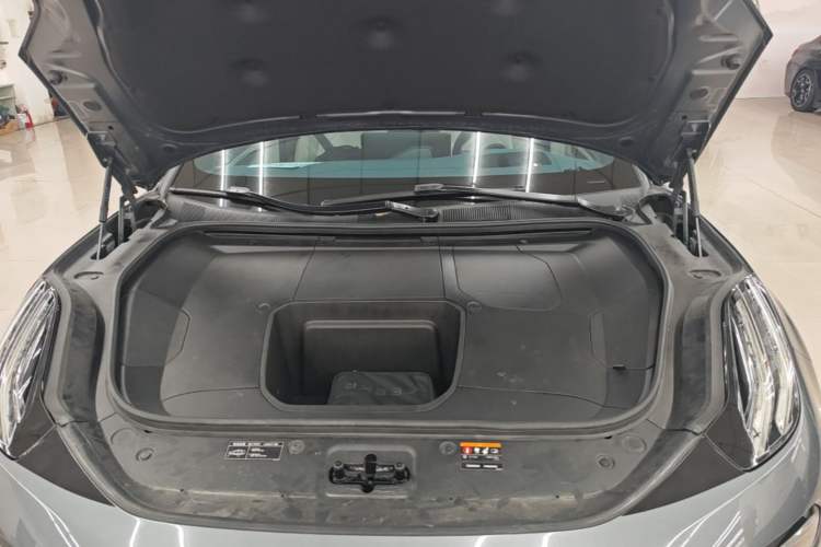 Used Zeekr 001 2023 ME Edition 100 kWh Engine Bay