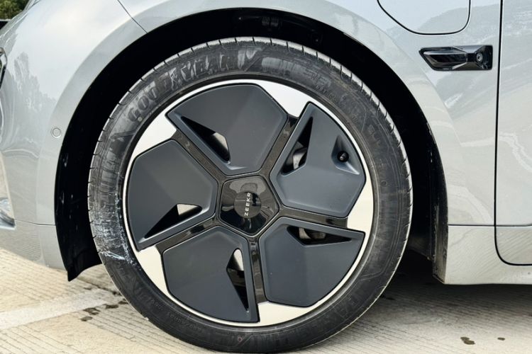 Used Zeekr 001 2023 WE Edition 100 kWh Exterior 10