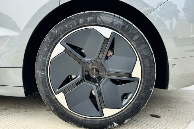 Used Zeekr 001 2023 WE Edition 100 kWh Exterior 11